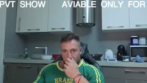 Snapshot of toro_arrapato chatting on 06/22/26, 12:35 toro_arrapato online show from 06/22/26, 12:35