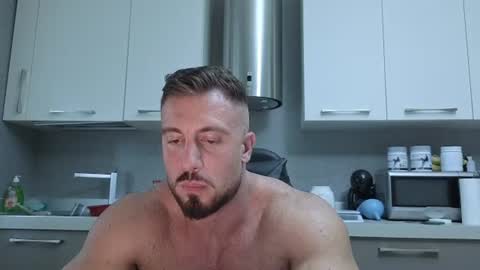 Snapshot of toro_arrapato chatting on 07/18/26, 04:00 toro_arrapato online show from 07/18/26, 04:00