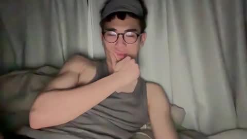 Snapshot of toshikaro0 chatting on 02/06/25, 05:51 Karo online show from 02/06/25, 05:51