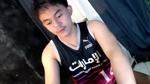 Snapshot of toshirokunn chatting on 11/15/25, 09:21 Toshiro online show from 11/15/25, 09:21