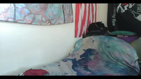 Luna online show from 12/08/24, 08:58