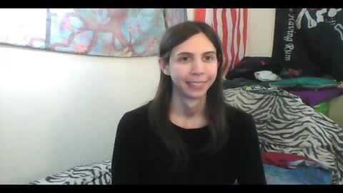 Luna online show from 12/24/24, 05:27