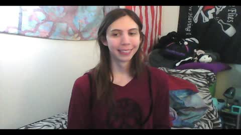 Luna online show from 01/06/25, 12:05