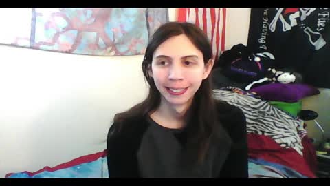 Luna online show from 01/07/25, 03:24
