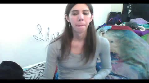 Luna online show from 10/27/25, 06:06