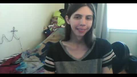 Luna online show from 07/06/26, 06:54