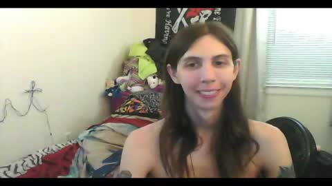 Luna online show from 07/07/26, 06:47