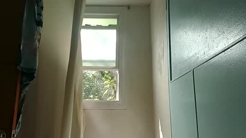 Snapshot of totallyawesome_65 chatting on 09/28/25, 04:45 totallyawesome_65 online show from 09/28/25, 04:45