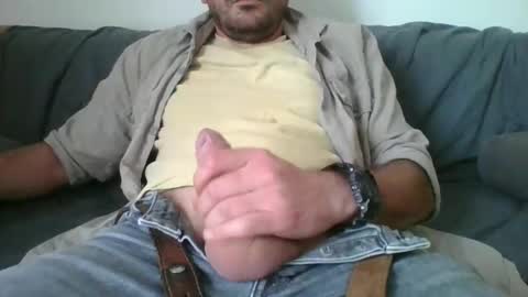 Snapshot of totdenis chatting on 11/08/25, 08:14 totdenis online show from 11/08/25, 08:14