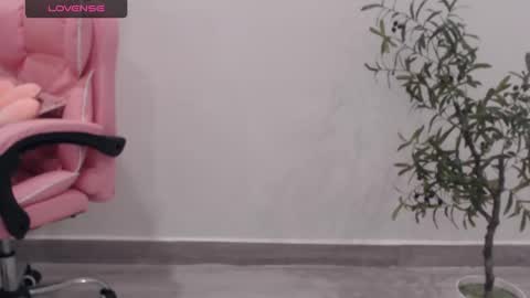 Angelina online show from 09/16/25, 01:50