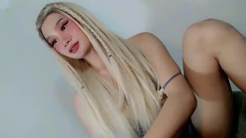 Snapshot of touch_my_body1 chatting on 05/28/26, 12:57 iloveyou AZ online show from 05/28/26, 12:57