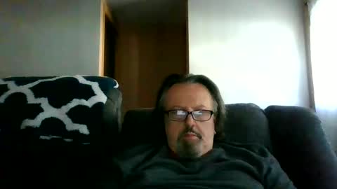 Snapshot of touchit9923 chatting on 10/01/25, 03:29 jim online show from 10/01/25, 03:29