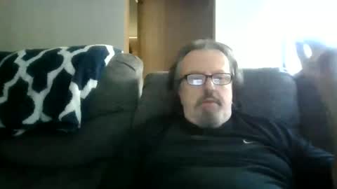 Snapshot of touchit9923 chatting on 10/03/25, 06:49 jim online show from 10/03/25, 06:49