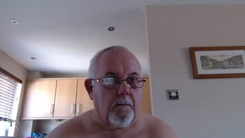 Snapshot of touchwood25 chatting on 06/13/26, 12:36 TOUCHWOOD25 online show from 06/13/26, 12:36