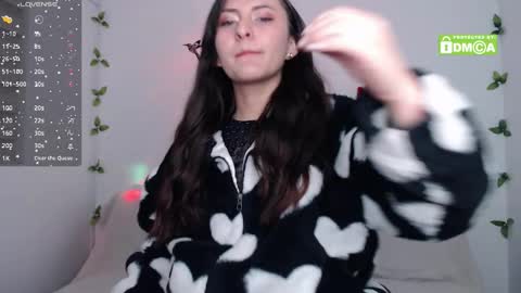 Snapshot of tough_love__ chatting on 10/08/25, 09:34 Miss Camille online show from 10/08/25, 09:34