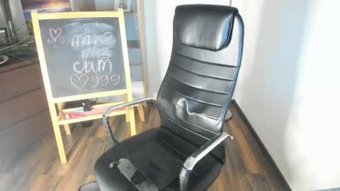 Snapshot of towrido chatting on 10/25/25, 05:40 towrido online show from 10/25/25, 05:40