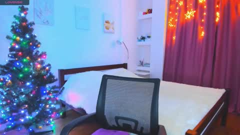 Ellina online show from 12/11/24, 10:27