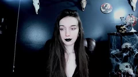 Snapshot of toxicdomme chatting on 12/22/25, 07:22 toxicdomme online show from 12/22/25, 07:22