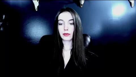 Snapshot of toxicdomme chatting on 01/18/26, 05:50 toxicdomme online show from 01/18/26, 05:50