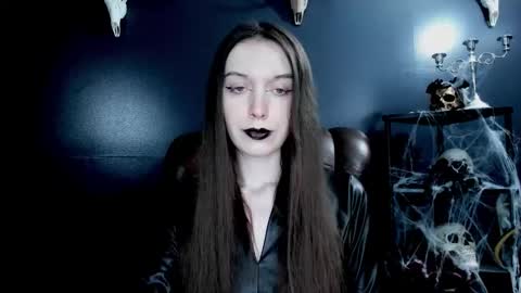 Snapshot of toxicdomme chatting on 02/23/26, 07:00 toxicdomme online show from 02/23/26, 07:00