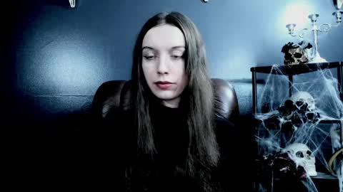 Snapshot of toxicdomme chatting on 03/26/26, 07:30 toxicdomme online show from 03/26/26, 07:30