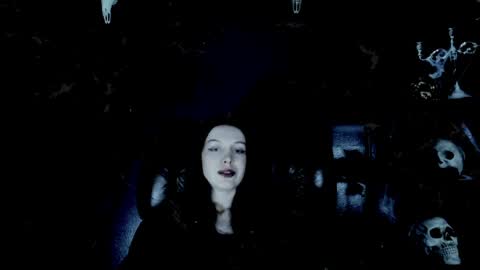 Snapshot of toxicdomme chatting on 06/01/26, 04:52 toxicdomme online show from 06/01/26, 04:52