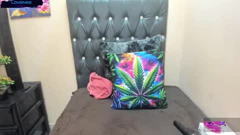 toxicfantasy4u online show from 05/15/26, 10:44