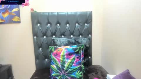 toxicfantasy4u online show from 05/19/26, 07:42