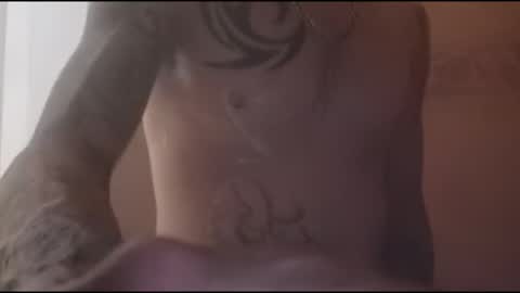 Snapshot of toxicidad_sex chatting on 11/18/25, 03:45 toxicidad_sex online show from 11/18/25, 03:45