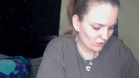Snapshot of toxiclilly chatting on 02/08/25, 09:24 Lilly Miss Mistress Goddess Maam Queen Boss online show from 02/08/25, 09:24