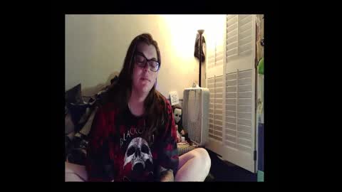 Snapshot of toxiclove1311 chatting on 09/25/25, 01:42 Toxiclove1311 online show from 09/25/25, 01:42