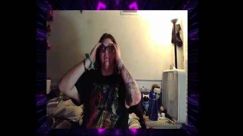 Snapshot of toxiclove1311 chatting on 10/09/25, 11:25 Toxiclove1311 online show from 10/09/25, 11:25