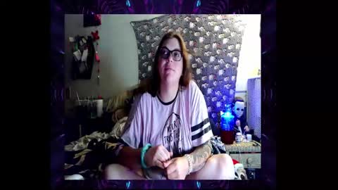 Snapshot of toxiclove1311 chatting on 10/16/25, 01:28 Toxiclove1311 online show from 10/16/25, 01:28