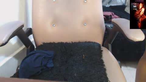 toxca69 online show from 11/17/25, 01:33