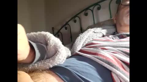 Snapshot of tra649167 chatting on 10/26/25, 06:58 tra649167 online show from 10/26/25, 06:58