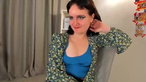 Call me Tracy online show from 12/13/25, 07:53