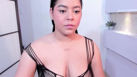 NIKOL online show from 02/08/25, 11:55