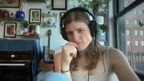 jewish american princess online show from 01/08/25, 08:39