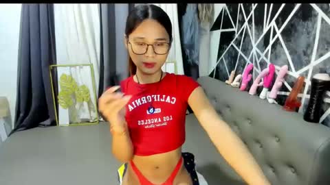 GEN LUXS online show from 06/19/26, 08:40