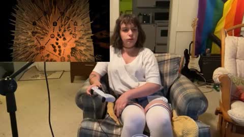 Snapshot of transcumchalice chatting on 09/18/25, 01:40 Mercy online show from 09/18/25, 01:40