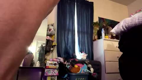 Snapshot of transcurious101 chatting on 03/10/25, 12:37 transcurious101 online show from 03/10/25, 12:37