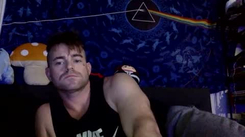 Snapshot of transcurious101 chatting on 10/25/25, 09:06 transcurious101 online show from 10/25/25, 09:06