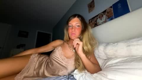 transgirl007 online show from 07/01/26, 01:07