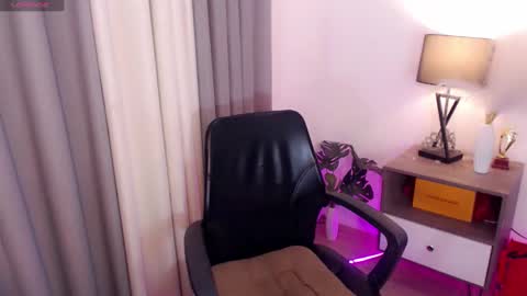 Selena the real cummer online show from 12/08/24, 07:58