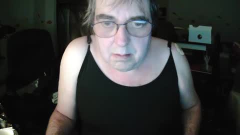 Snapshot of transmtfhello chatting on 12/16/24, 02:47 Peter online show from 12/16/24, 02:47