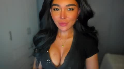 Snapshot of transnextdoor_ chatting on 12/24/24, 06:44 ALMIGHTY GODDESS VALENTINA online show from 12/24/24, 06:44