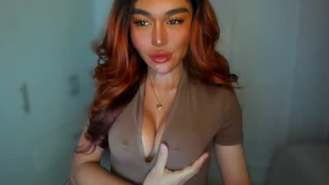 Snapshot of transnextdoor_ chatting on 01/06/25, 09:00 ALMIGHTY GODDESS VALENTINA online show from 01/06/25, 09:00