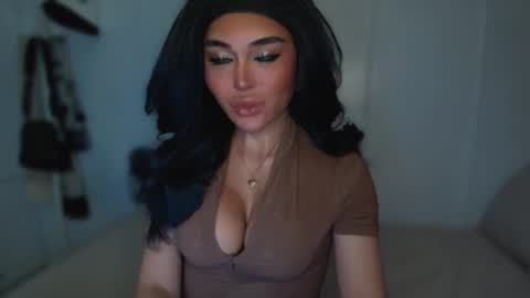 Snapshot of transnextdoor_ chatting on 02/20/25, 05:51 ALMIGHTY GODDESS VALENTINA online show from 02/20/25, 05:51