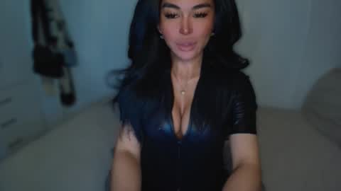 Snapshot of transnextdoor_ chatting on 03/01/25, 04:37 ALMIGHTY GODDESS VALENTINA online show from 03/01/25, 04:37