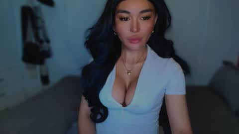 Snapshot of transnextdoor_ chatting on 03/08/25, 03:06 ALMIGHTY GODDESS VALENTINA online show from 03/08/25, 03:06